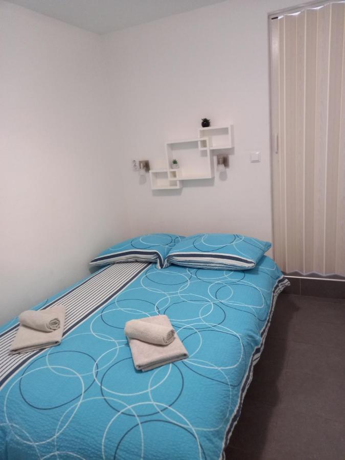 Apartments Vidulic 木洛希尼 外观 照片